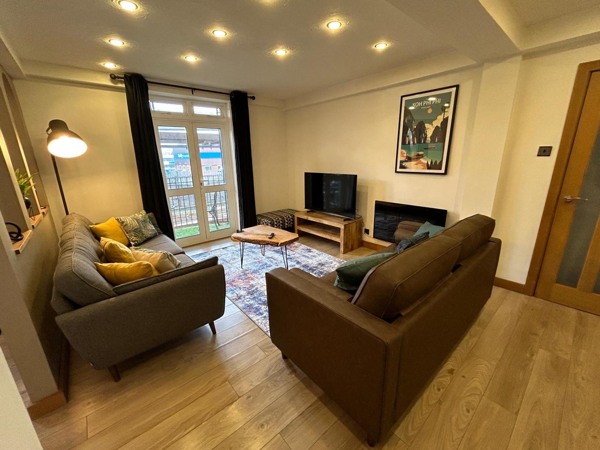 Spacious 3 Bedroom Apartment Close To Marina, 2 Parking Spaces, Kingsize Or Single Beds Southampton Extérieur photo
