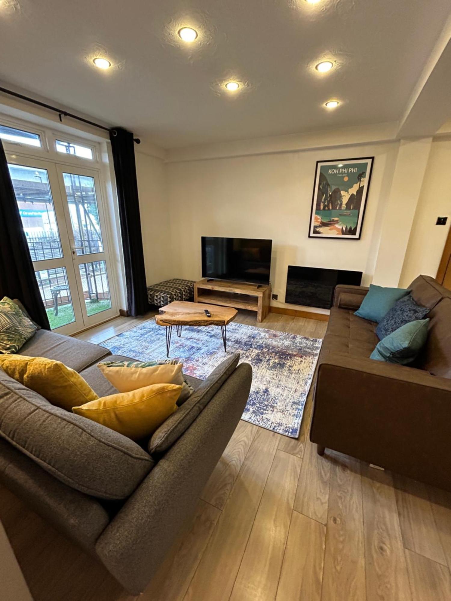 Spacious 3 Bedroom Apartment Close To Marina, 2 Parking Spaces, Kingsize Or Single Beds Southampton Extérieur photo
