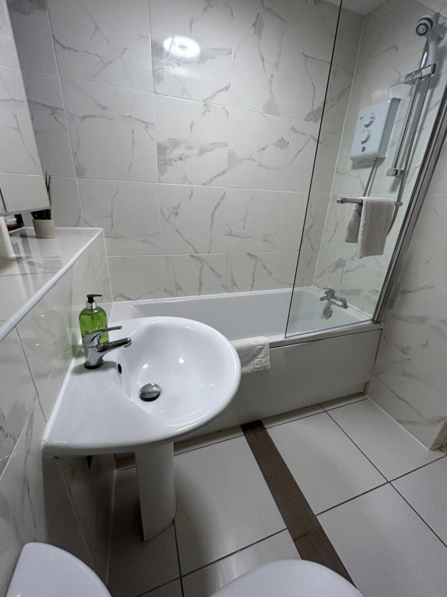 Spacious 3 Bedroom Apartment Close To Marina, 2 Parking Spaces, Kingsize Or Single Beds Southampton Extérieur photo